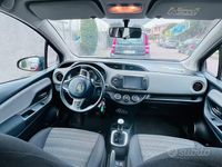 Usata Toyota Yaris 90 CV (66 kW) 2015 Utilitaria