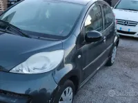 Usata Peugeot 107 68 CV (50 kW) 2008 Grigio Utilitaria