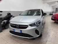 Usado Opel Corsa Elegance 75 CV (55 kW) 2023 Gris Utilitario