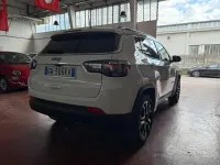 Käytetty Jeep Compass Limited 131 HP (96 kW) 2023 Valkoinen Katumaasturi