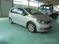 Usata VW Touran Comfortline 116 CV (85 kW) 2017 Grigio Monovolume
