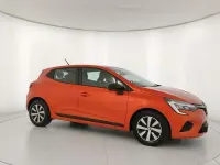 Usata Renault Clio Equilibre 100 CV (73 kW) 2023 Arancione Utilitaria