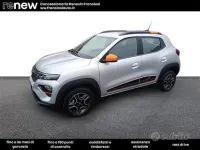 Usata Dacia Spring Comfort 33 kW (45 CV) 2022 Grigio chiaro Utilitaria