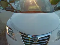 Usata Lancia Ypsilon 69 CV (50 kW) 2014 Bianco Utilitaria