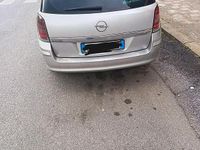 Usata Opel Astra 2005 Grigio Station wagon