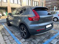 Usata Volvo XC40 Momentum 190 CV (139 kW) 2018 Grigio SUV