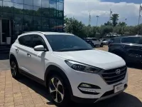 Usata Hyundai Tucson Comfort 141 CV (103 kW) 2017 Bianco SUV