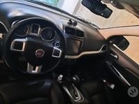 Usata Fiat Freemont 140 CV (102 kW) 2012 Bianco SUV