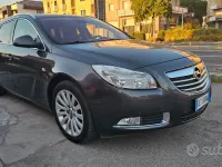Usata Opel Insignia Cosmo 180 CV (132 kW) 2010 Grigio Station wagon
