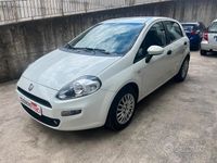 Usata Fiat Punto Street 85 CV (62 kW) 2014 Bianco Utilitaria