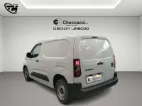 Usata Fiat Doblò 101 CV (74 kW) 2024 Bianco Monovolume