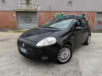 Usado Fiat Grande Punto Dynamic 75 HP (55 kW) 2007 Preto Citadino