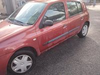 Usata Renault Clio II 2005 Rosso Utilitaria