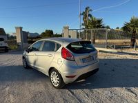 Usata Ford Fiesta 75 CV (55 kW) 2014 Argento Utilitaria