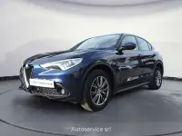 Begagnad Alfa Romeo Stelvio 209 HK (153 kW) 2018 Blå SUV
