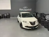 Usata Lancia Ypsilon 69 CV (50 kW) 2014 Bianco Utilitaria