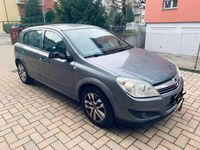 Usata Opel Astra Enjoy 90 CV (66 kW) 2007 Berlina
