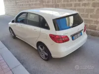 Usata Mercedes B160 Executive 90 CV (66 kW) 2014 Bianco Utilitaria