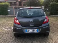 Usata Opel Corsa Edition 85 CV (62 kW) 2012 Marrone Utilitaria
