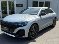 Usata Audi Q8 S-Line 286 CV (210 kW) 2025 Grigio SUV