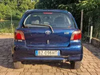 Usata Toyota Yaris 75 CV (55 kW) 2002 Bluazzurro Berlina