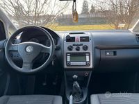 Usata VW Touran 101 CV (74 kW) 2008 Grigio Monovolume