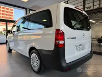 Usata Mercedes Vito 136 CV (100 kW) 2022 Bianco Furgone