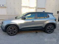 Usata Jeep Avenger Summit 101 CV (74 kW) 2023 Grigio SUV