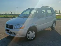 Usata Suzuki Ignis GL 83 CV (61 kW) 2001 Argento Utilitaria