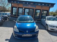 Usata Renault Clio II Dynamique 75 CV (55 kW) 2007 Blu Berlina