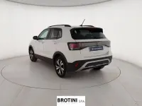 Usata VW T-Cross Edition 95 CV (69 kW) 2024 Bianco pastello SUV