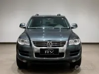 Usata VW Touareg Exclusive 174 CV (127 kW) 2007 Grigio SUV