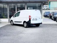 Usata Ford Transit Courier 76 CV (55 kW) 2016 Bianco Furgone