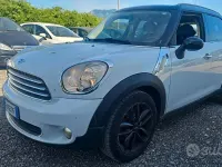 Usata Mini One D Countryman 111 CV (81 kW) 2014 Bianco SUV
