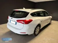 Usata Ford Focus 95 CV (69 kW) 2019 Bianco pastello Station wagon