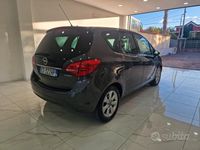 Usata Opel Meriva Cosmo 120 CV (88 kW) 2010 Grigio Monovolume