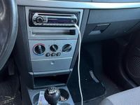 Usata Opel Meriva 101 CV (74 kW) 2004 Grigio Monovolume