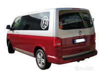 Usata VW Caravelle 140 CV (102 kW) 2011 Grigio Furgone