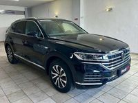 Usata VW Touareg Elegance 231 CV (169 kW) 2022 Profondo perla SUV