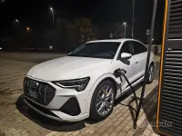 Usata Audi e-tron S-Line 300 kW (408 CV) 2022 Bianco SUV