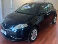 Usata Lancia Ypsilon Gold 69 CV (50 kW) 2017 Nero Utilitaria