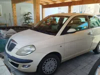 Usata Lancia Ypsilon 69 CV (50 kW) 2004 Bianco Utilitaria