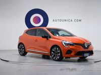 Usata Renault Clio V Techno 145 CV (106 kW) 2023 Arancione Berlina