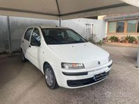 Usata Fiat Punto 60 CV (44 kW) 2002 Bianco Utilitaria