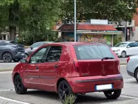 Usata Fiat Punto Classica 60 CV (44 kW) 2009 Rosso Utilitaria