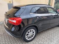 Usata Mercedes GLA180 Business 109 CV (80 kW) 2017 Nero SUV