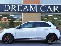 Usata Hyundai i30 Limited 280 CV (205 kW) 2022 Bianco pastello Berlina