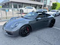 Usata Porsche 911 480 CV (353 kW) 2023 Verde Cabrio
