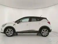 Usata Renault Captur Techno 101 CV (74 kW) 2022 Bianco SUV