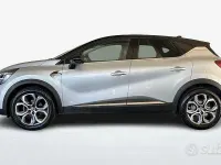 Usata Renault Captur Techno 100 CV (73 kW) 2023 Grigio SUV